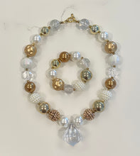 Load image into Gallery viewer, Lovely Gold & Pearl Set