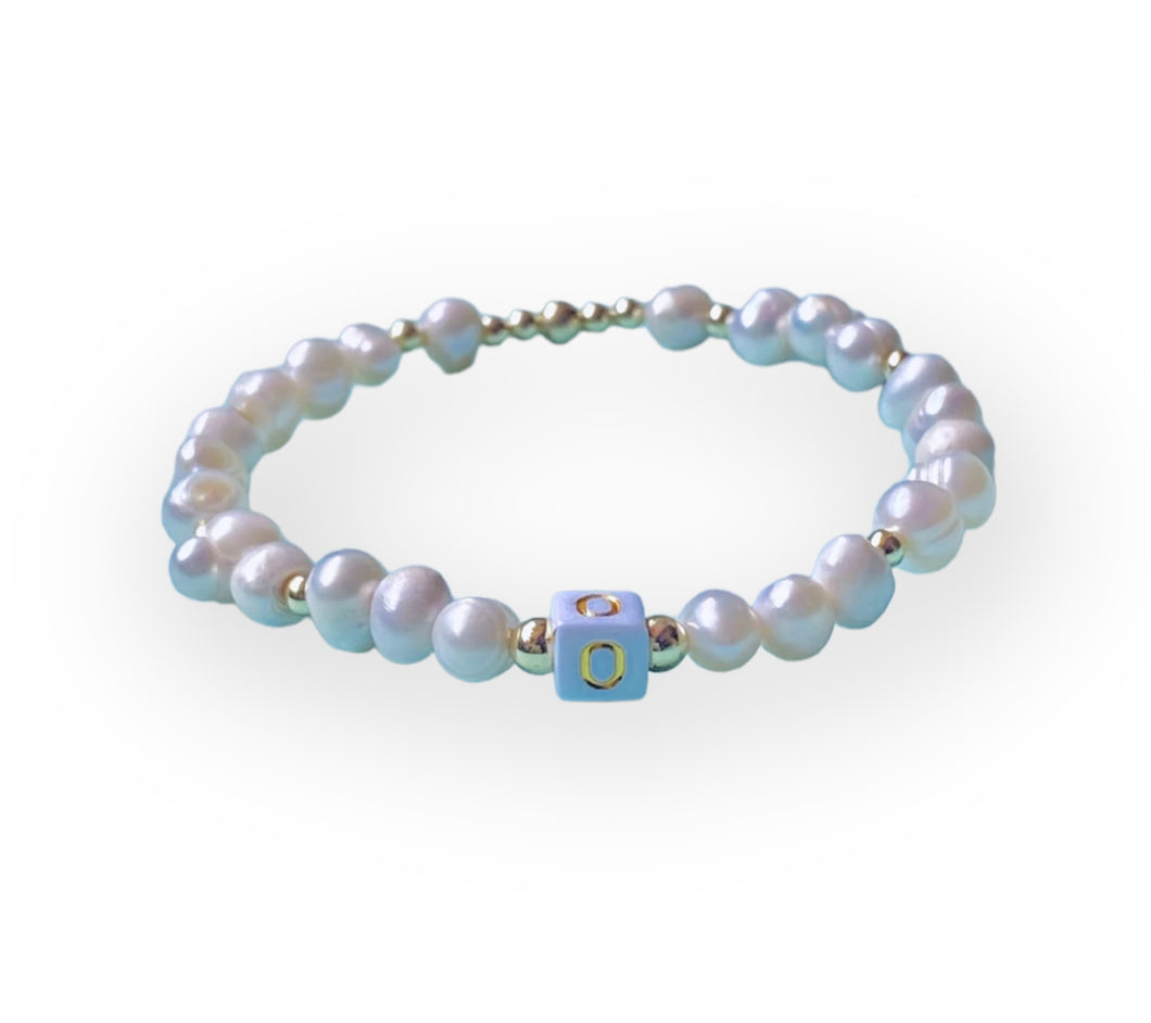 Initial Pearl bracelet